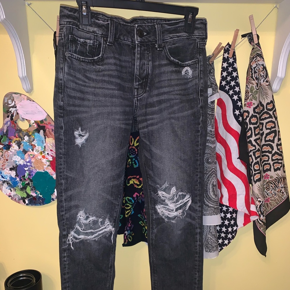 American Eagle Button Fly Mom Jeans